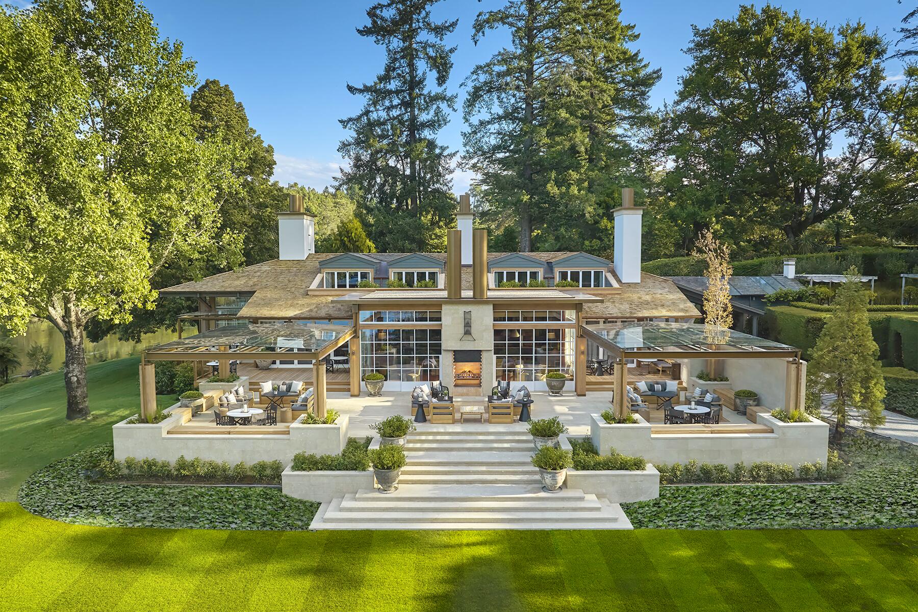 SOLHR-huka-lodge (1)_Credit – George Apostolidis