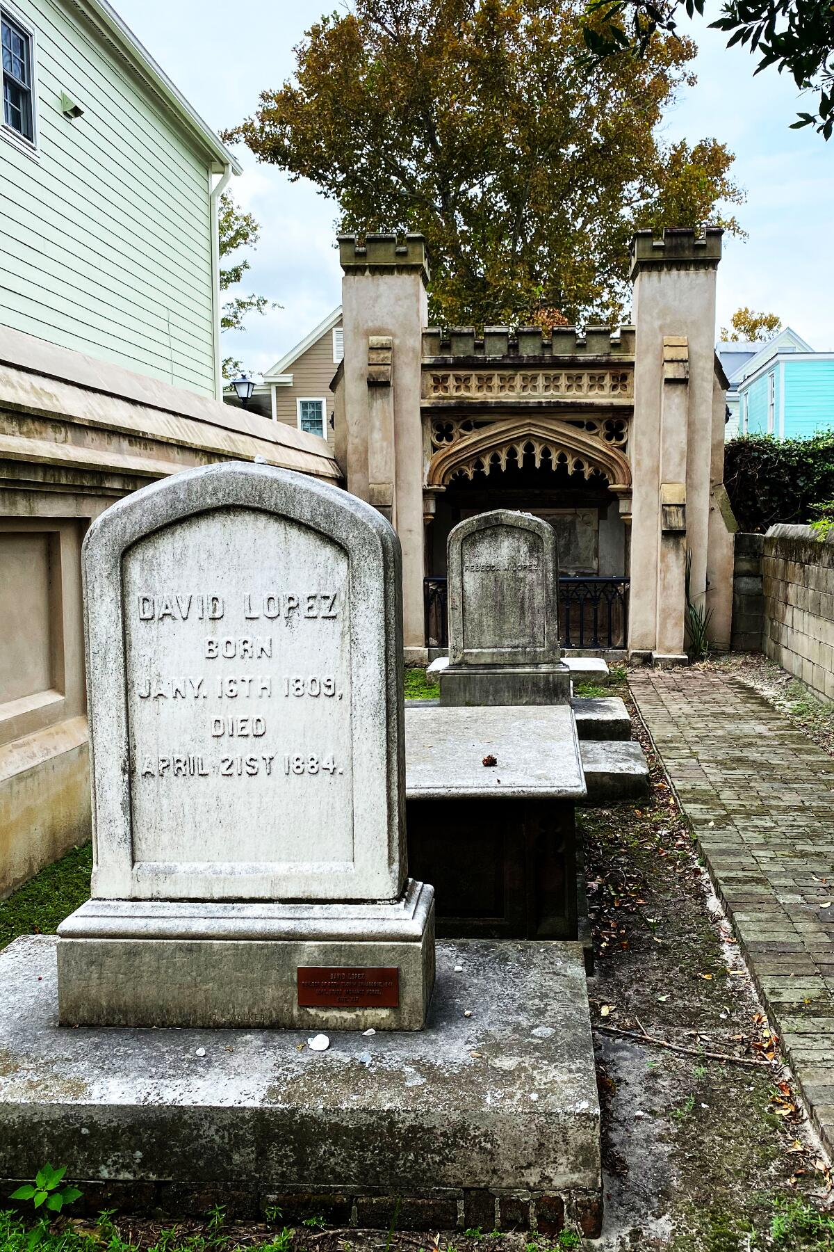 South-Carolina_Charleston_Coming-Street-Cemetery-02_Jeremy-Tarr
