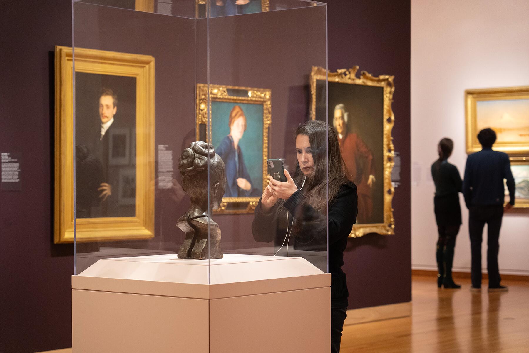 <a href='https://www.fodors.com/world/north-america/usa/washington/seattle/experiences/news/photos/free-things-to-do-in-seattle#'>From "10 Free Things to Do in Seattle"</a>