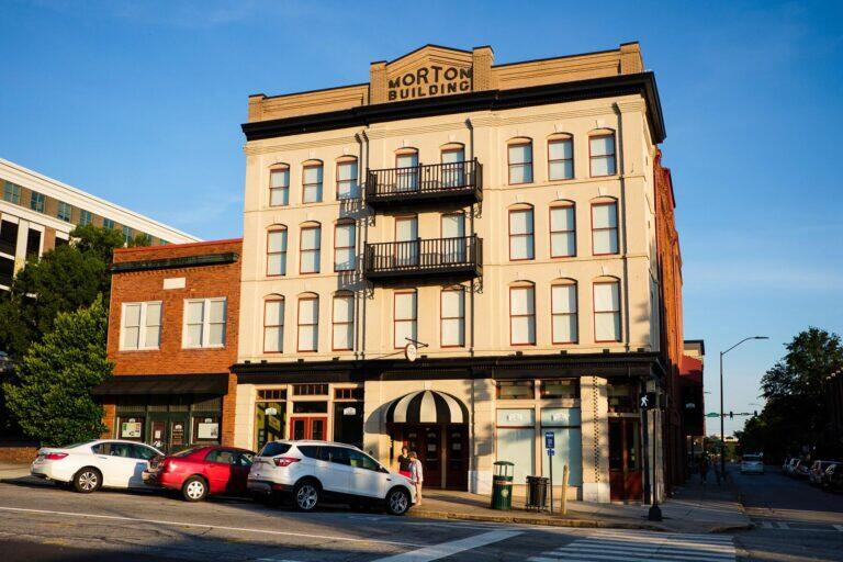 <a href='https://www.fodors.com/world/north-america/usa/georgia/central-and-north-georgia/places/athens/experiences/news/photos/best-music-in-athens-georgia#'>From "How One Small Southern Town Became a Modern Music Epicenter"</a>