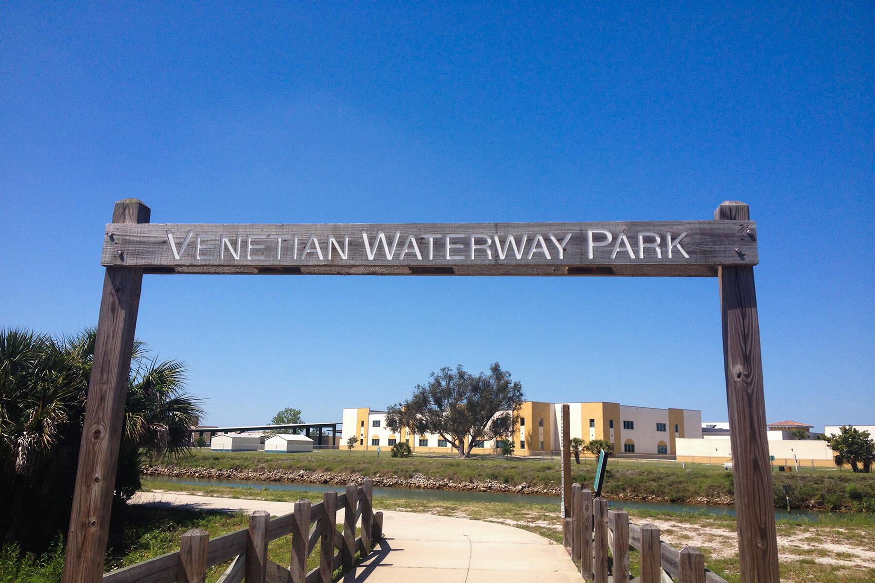 <a href='https://www.fodors.com/world/north-america/usa/florida/experiences/news/photos/venice-might-be-floridas-best-kept-and-quirkiest-secret#'>From "The Weird Florida Beach Town That’s Actually Super Cool: Bike the Venetian Waterway"</a>