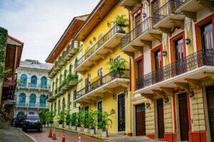 Can You Turn a Layover Into a Mini Vacation?