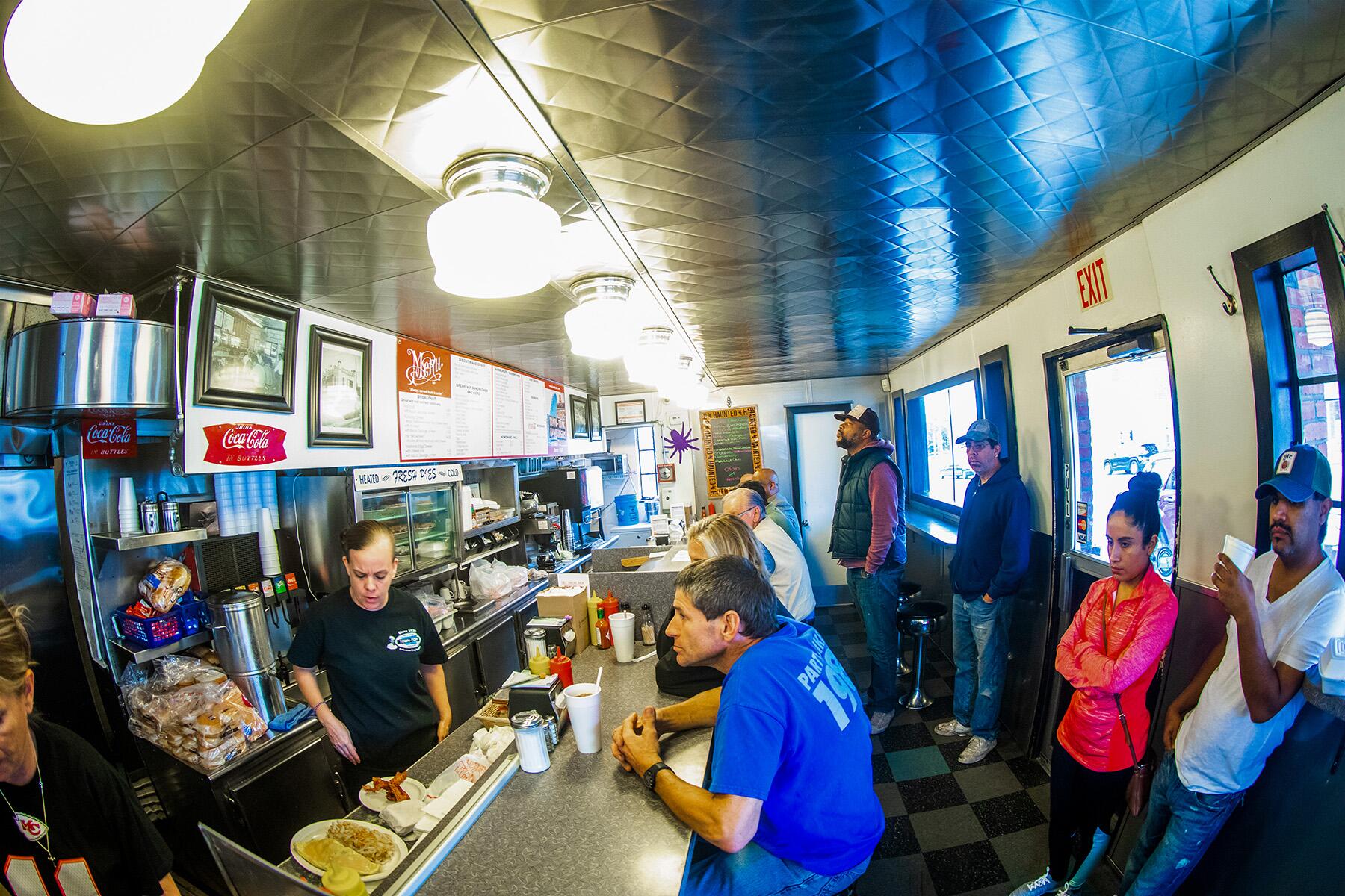 <a href='https://www.fodors.com/world/north-america/usa/experiences/news/photos/the-best-classic-soda-shops-and-diners-across-the-usa#'>From "10 Old-School Diners and Soda Shops That Still Serve a Perfect Slice of Americana: Town Topic"</a>