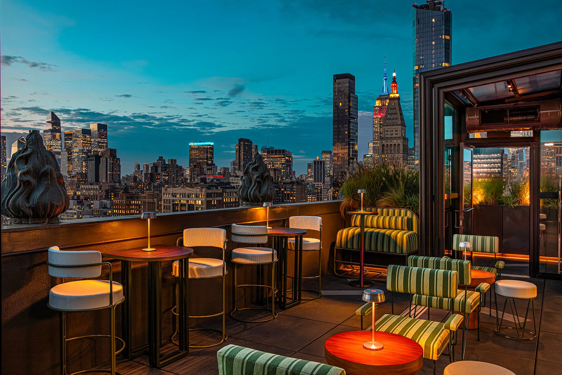 <a href='https://www.fodors.com/world/north-america/usa/new-york/new-york-city/experiences/news/photos/best-things-to-do-in-new-york-city-this-summer#'>From "The 10 Best Things to Do in New York City This Summer: Have a Cocktail on a Rooftop"</a>