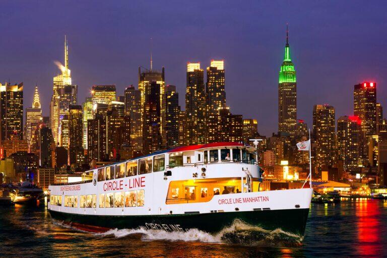 <a href='https://www.fodors.com/world/north-america/usa/new-york/new-york-city/experiences/news/photos/best-things-to-do-in-new-york-city-this-summer#'>From "The 10 Best Things to Do in New York City This Summer: Get Out on The Water"</a>