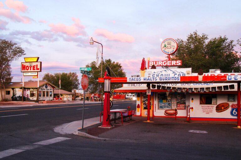 <a href='https://www.fodors.com/world/north-america/usa/experiences/news/photos/the-best-classic-soda-shops-and-diners-across-the-usa#'>From "10 Old-School Diners and Soda Shops That Still Serve a Perfect Slice of Americana: Delgadillo’s Snow Cap Drive-In"</a>