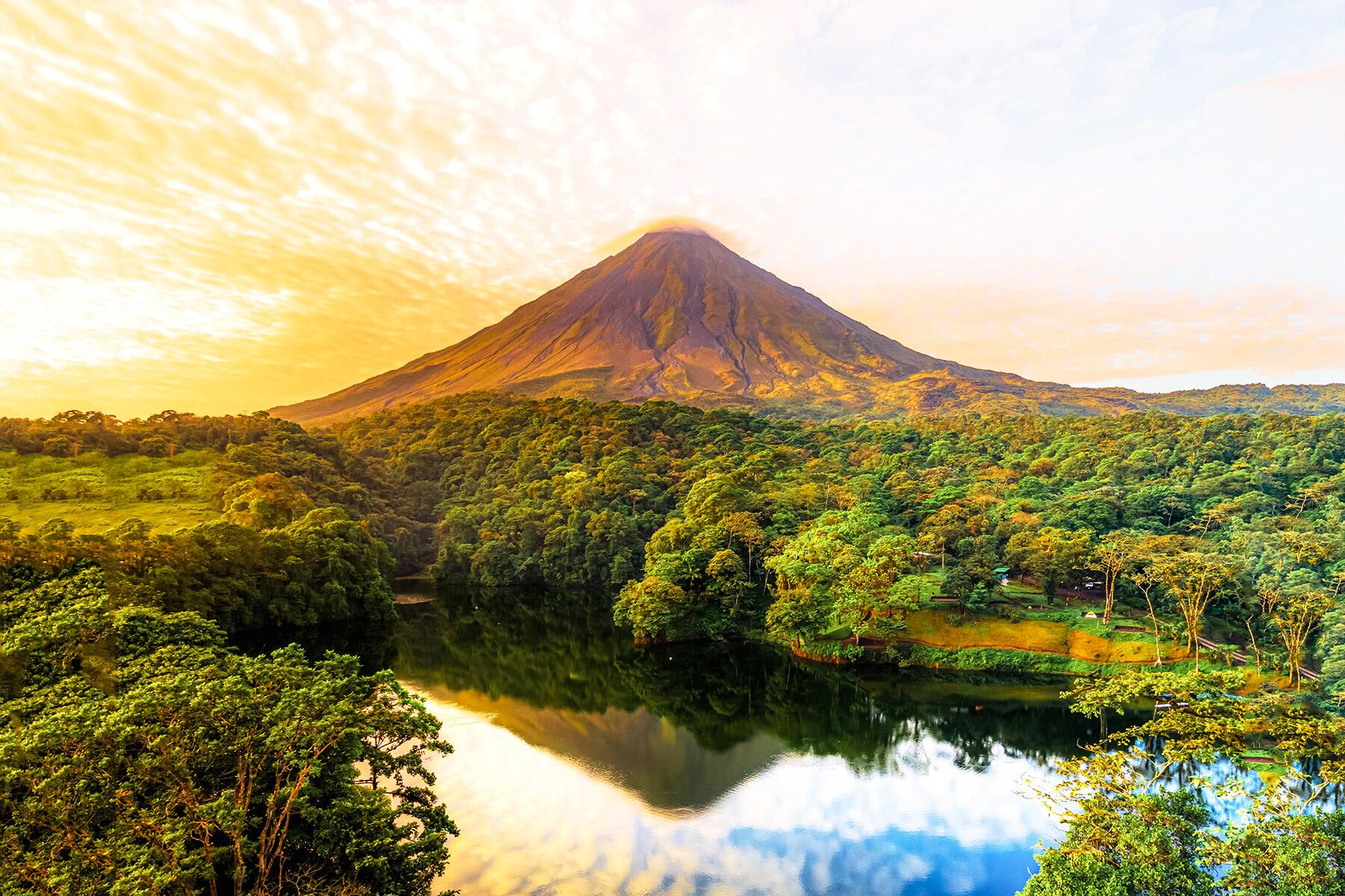 <a href='https://www.fodors.com/world/north-america/canada/experiences/news/photos/where-are-canadians-traveling-instead-of-the-us#'>From "Canadians Are Boycotting the U.S. So Where Are They Traveling Instead?: Costa Rica"</a>